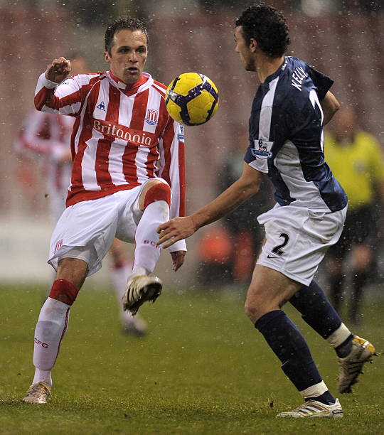 但他们在场 但他们在场