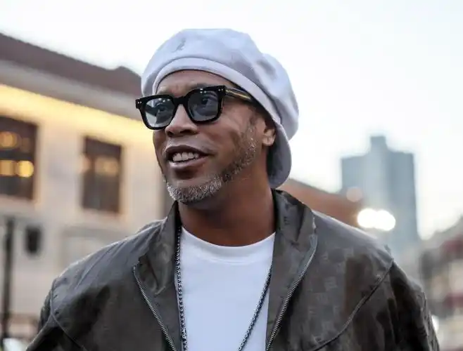 阿扎爾等球 阿扎爾等球