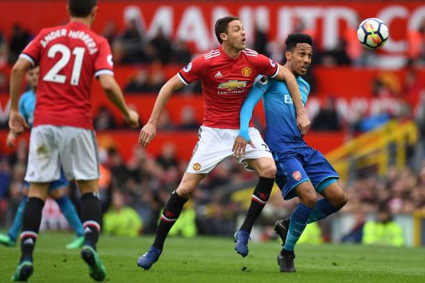 京国安的关 京国安的关